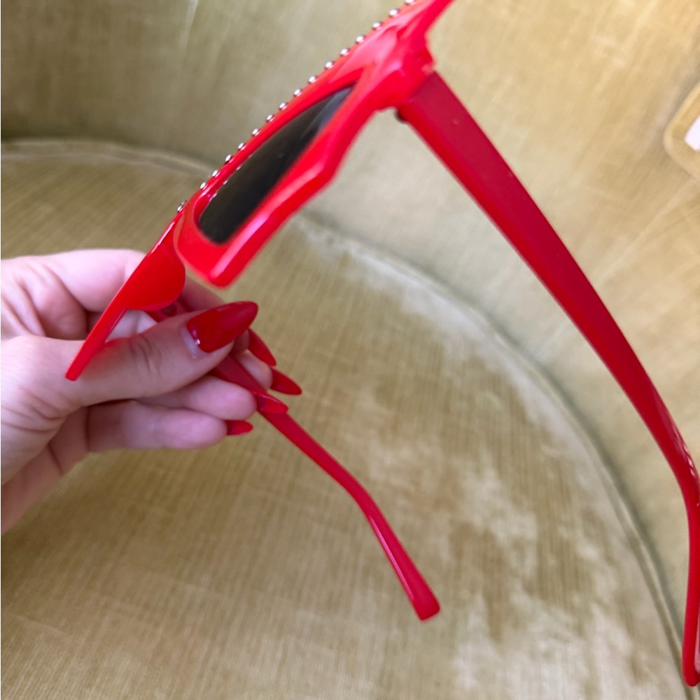 Red Cat-Eye Sunglasses with Rhinestones , new, never worn, batwing sunglasses - Picture 12 of 12